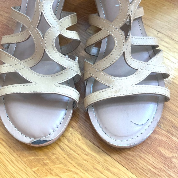 ESPRIT beige sandals – very good condition, size 7 with cork heel. Zipper back. - Picture 7 of 8